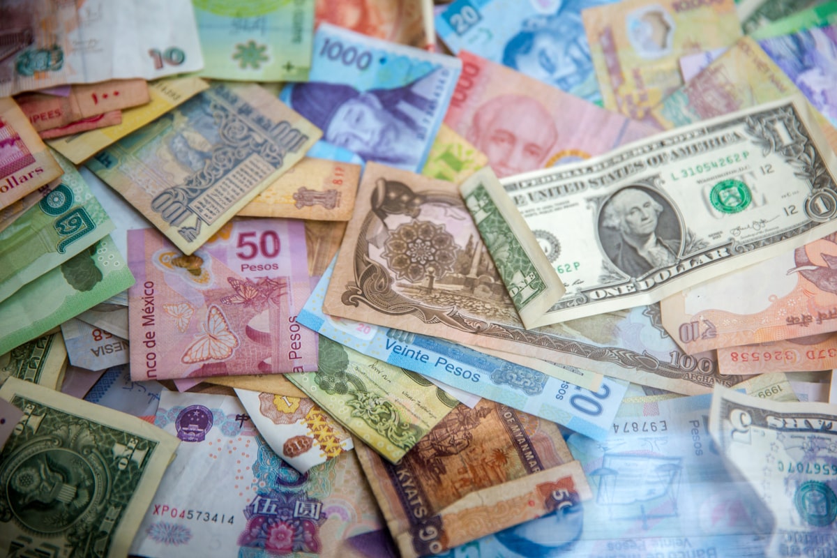 Currency Conversion: Handling Exchange Rates Correctly